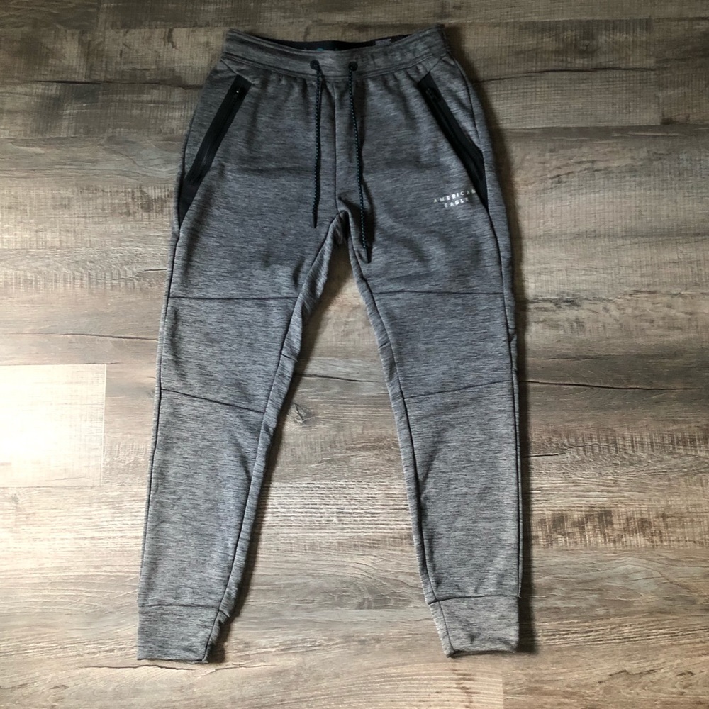 American Eagle Men’s Joggers